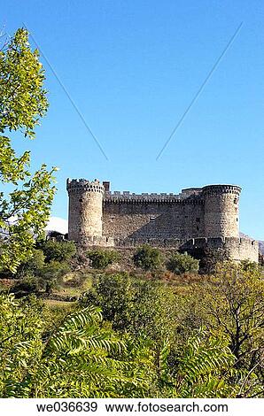 Castle, Mombeltrßn.? vila province, Castilla-Le? n, Spain View Large Photo Image Stock Photo - Castle, Mombeltrßn.? vila province, Castilla-Le? n, Spain. Fotosearch