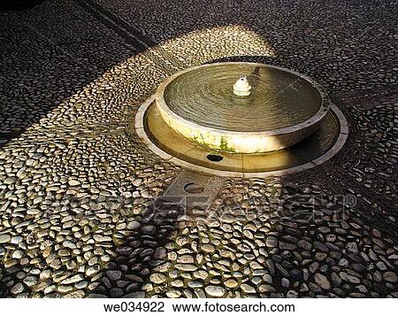 Fountain. Generalife. La Alhambra. Granada. Andaluc? a. Spain. View Large Photo Image Stock Image - Fountain. Generalife. La Alhambra. Granada. Andaluc? a. Spain.. Fotosearch