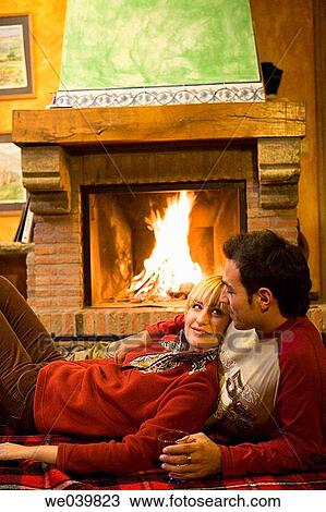 Stock Image - 30's, bond, attraction, affection, 20's. Fotosearch