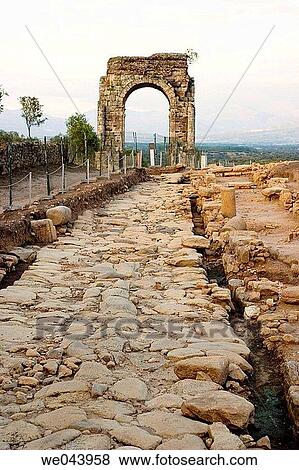 C? parra Arch and roman road. Via de la Plata, Oliva de Plasencia, Caceres province. Extremadura, Spain View Large Photo Image Stock Photo - C? parra Arch and roman road. Via de la Plata, Oliva de Plasencia, Caceres province. Extremadura, Spain. Fotosearch