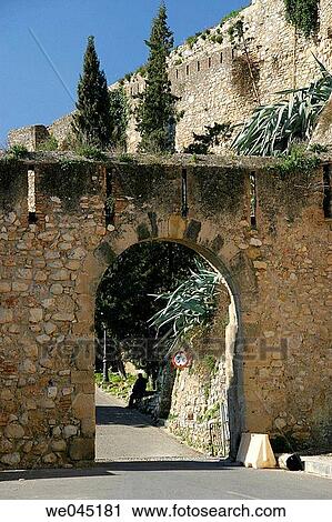 Entrance to La Suda templar castle, now a? parador de turismo? (state-owned hotel), Tortosa. Tarragona province, Catalonia, Spain View Large Photo Image Stock Image - Entrance to La Suda templar castle, now a? parador de turismo? (state-owned hotel), Tortosa. Tarragona province, Catalonia, Spain. Fotosearch