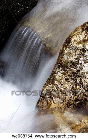 Picture - Mountain stream Teuchl, Reisseck, M÷lltal, mountains Hohe Tauern, Carinthia (K? rnten), Austria, Alps. Fotosearch