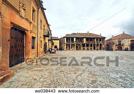 Plaza Mayor de Pedraza. Segovia. Castilla-Le? n. Spain. View Large Photo Image Stock Image - Plaza Mayor de Pedraza. Segovia. Castilla-Le? n. Spain.. Fotosearch