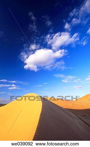 Sand dunes, desert. Sahara, Grand Erg Oriental. Algeria. View Large Photo Image Stock Image - Sand dunes, desert. Sahara, Grand Erg Oriental. Algeria.. Fotosearch