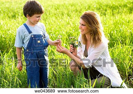 30's, bonding, bond, affection, 20's View Large Photo Image Stock Photo - 30's, bonding, bond, affection, 20's. Fotosearch