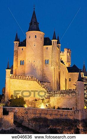 Alcazar fortress at night, Segovia. Castilla-Le? n, Spain View Large Photo Image Stock Photograph - Alcazar fortress at night, Segovia. Castilla-Le? n, Spain. Fotosearch
