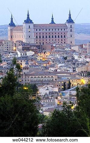 Alcßzar at night, Toledo. Castilla-La Mancha, Spain View Large Photo Image Stock Image - Alcßzar at night, Toledo. Castilla-La Mancha, Spain. Fotosearch