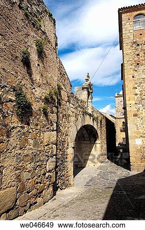 Arco de la Estrella, Cßceres. Extremadura, Spain View Large Photo Image Stock Photo - Arco de la Estrella, Cßceres. Extremadura, Spain. Fotosearch
