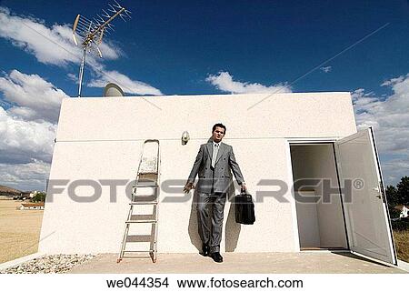 briefcase, business, businessman, businesspeople View Large Photo Image Picture - briefcase, business, businessman, businesspeople. Fotosearch