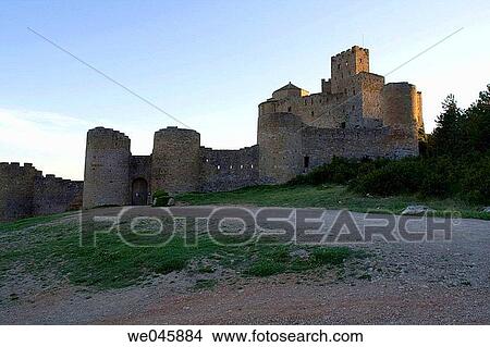 Picture - Castillo, Aragon, building, Biscarru? s, architecture, 15. Fotosearch