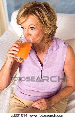 Picture - contemporary, drink, at-home. Fotosearch