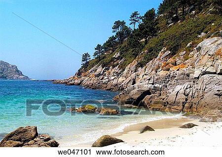 Stock Image - Parque Nacional de las Islas Atlanticas de Galicia, Islas cies, isla del faro, Playa de nuestra Se±ora, Pontevedra, Galiacia, Spain. Fotosearch