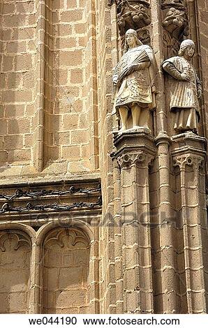 Stock Image - San Juan de los Reyes monastery, Toledo. Castilla La Mancha. Spain.. Fotosearch