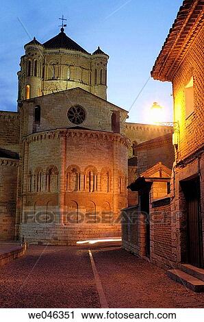 Santa Mar? a la Mayor collegiate church (12th-13th Centuries). Toro. Zamora province, Spain View Large Photo Image Stock Image - Santa Mar? a la Mayor collegiate church (12th-13th Centuries). Toro. Zamora province, Spain. Fotosearch
