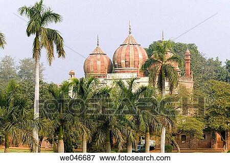 18th century Safdarjang's Tomb. New Delhi. India View Large Photo Image Stock Photo - 18th century Safdarjang's Tomb. New Delhi. India. Fotosearch