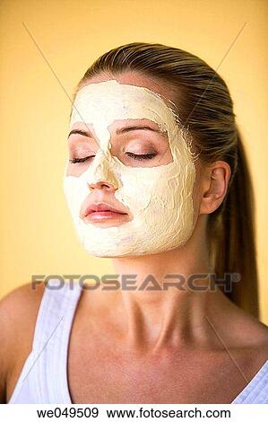Stock Photo - 30's, blond, Beauty Care, beauty, 20's. Fotosearch