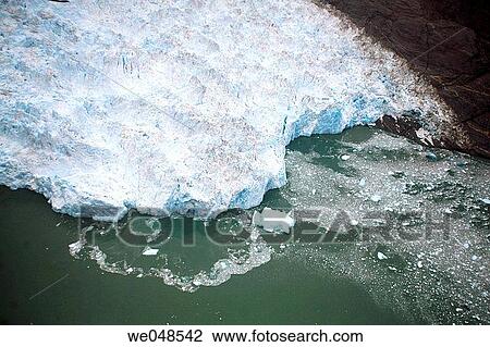 Stock Image - Aerial view of Le Conte Glacier in Le Conte Bay, Southeast Alaska, USA. This glacier is receeding at a dramatic pace.. Fotosearch