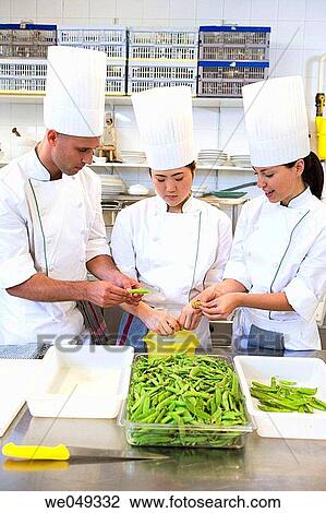 Peas. Luis Irizar cooking school. Donostia, Gipuzkoa, Basque Country, Spain View Large Photo Image Stock Image - Peas. Luis Irizar cooking school. Donostia, Gipuzkoa, Basque Country, Spain. Fotosearch