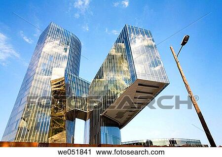 Stock Image - Torre Mare Nostrum, head office of Gas Natural (Spanish gas company), by Enric Miralles and Benedetta Tagliabue, Barcelona. Catalonia, Spain. Fotosearch