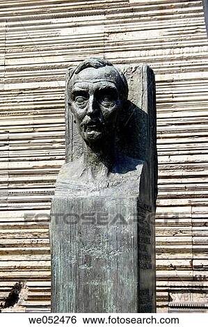 Monument to Francesc Maci?, Pla? a de Catalunya, Barcelona, Spain View Large Photo Image Stock Photograph - Monument to Francesc Maci?, Pla? a de Catalunya, Barcelona, Spain. Fotosearch