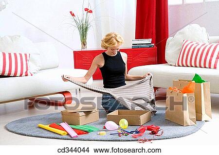 Picture - bag, at-home. Fotosearch