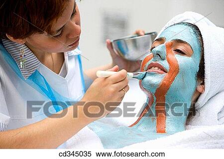 Body mud, La Phyto personalized treatment. 100% natural active principles: seaweeds, clays, oligo-elements, essential oils, plant extracts, cereals, etc. Cestona spa, Relais Termal Group, Gipuzkoa, Basque Country View Large Photo Image Stock Photography - Body mud, La Phyto personalized treatment. 100% natural active principles: seaweeds, clays, oligo-elements, essential oils, plant extracts, cereals, etc. Cestona spa, Relais Termal Group, Gipuzkoa, Basque Country. Fotosearch