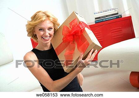 bow, at-home View Large Photo Image Stock Image - bow, at-home. Fotosearch