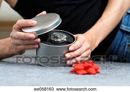Stock Image - bow, Close-up, contemporary. Fotosearch
