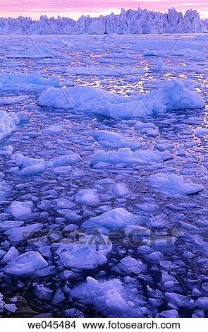 Icebergs in Ilulissat Icefjord, Jakobshavn glacier, Disko Bay. Greenland View Large Photo Image Picture - Icebergs in Ilulissat Icefjord, Jakobshavn glacier, Disko Bay. Greenland. Fotosearch