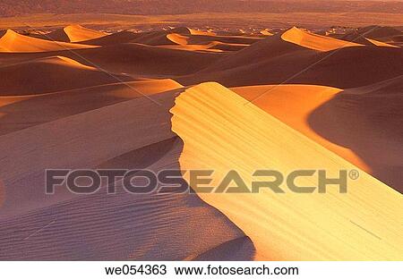 Stock Image - Mesquite Flat Sand Dunes, Death Valley. California, USA. Fotosearch