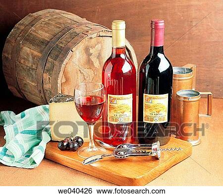 Ribera del Duero wines (Castilla-Le? n, Spain) View Large Photo Image Stock Photograph - Ribera del Duero wines (Castilla-Le? n, Spain). Fotosearch