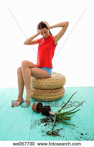 aloe vera, brunette, barefoot, aloe View Large Photo Image Stock Image - aloe vera, brunette, barefoot, aloe. Fotosearch