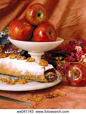 Apfelstrudel View Large Photo Image Stock Image - Apfelstrudel. Fotosearch