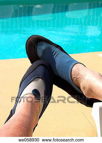 water shoes in stock