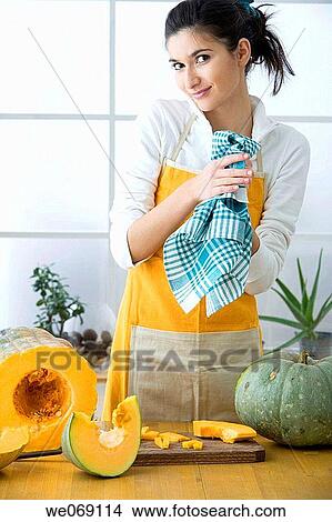 Picture - 30's, board, at-home, apron, 20's. Fotosearch