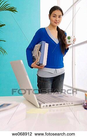 Stock Image - Asian, carry, break-time, break, 20's. Fotosearch