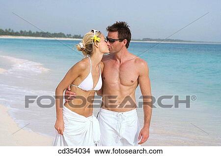 attraction, bond, beach, all-inclusive View Large Photo Image Picture - attraction, bond, beach, all-inclusive. Fotosearch