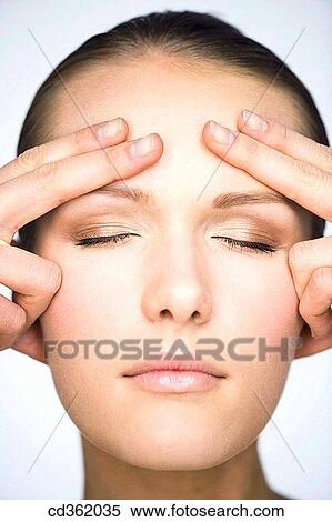 Stock Photography - beauty, Beauty Care, brunette, chilling out. Fotosearch