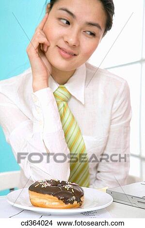 business, calorie, businesswoman, businesspeople, Asian View Large Photo Image Picture - business, calorie, businesswoman, businesspeople, Asian. Fotosearch
