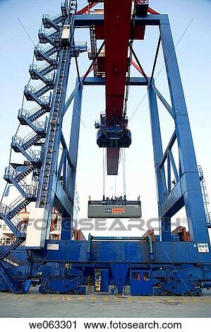 Loading cargo containers in ship, Port of Bilbao, Santurtzi. Biscay, Euskadi, Spain View Large Photo Image Stock Image - Loading cargo containers in ship, Port of Bilbao, Santurtzi. Biscay, Euskadi, Spain. Fotosearch