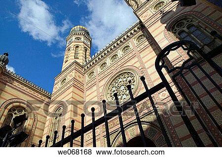 Great Synagogue. Budapest. Hungary View Large Photo Image Stock Photo - Great Synagogue. Budapest. Hungary. Fotosearch