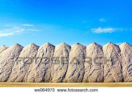 Santa Pola saltworks. Alicante province, Comunidad Valenciana, Spain View Large Photo Image Stock Image - Santa Pola saltworks. Alicante province, Comunidad Valenciana, Spain. Fotosearch