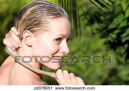 Stock Image - 30's, blond, beauty, balm, 20's. Fotosearch