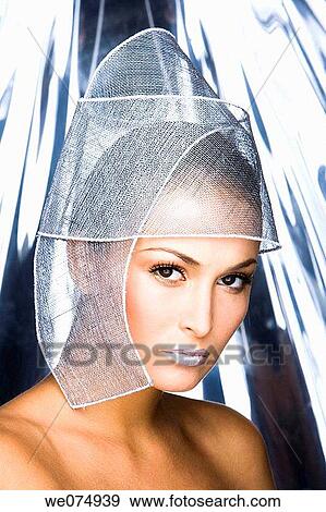 Stock Photo - beauty, Beauty Care, brown, brunette. Fotosearch