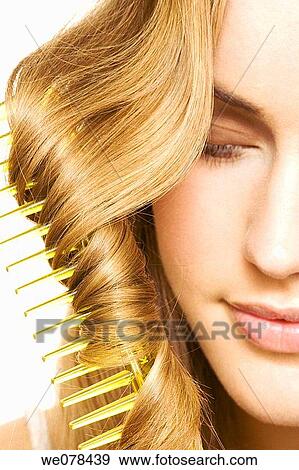 Stock Photo - beauty, Beauty Care, brown hair, chestnut hair. Fotosearch