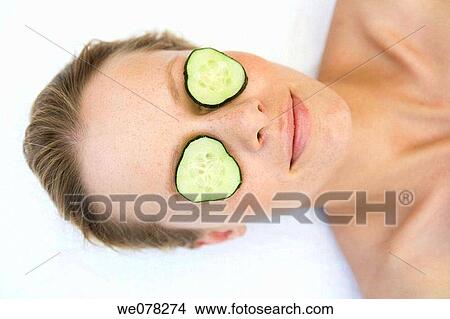 beauty, Beauty Care, chilling out, Close-up View Large Photo Image Picture - beauty, Beauty Care, chilling out, Close-up. Fotosearch