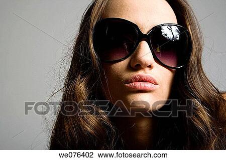 beauty, brunette, Beauty Care, accessory View Large Photo Image Stock Image - beauty, brunette, Beauty Care, accessory. Fotosearch