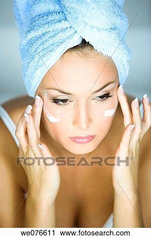 beauty, brunette, Beauty Care, apply View Large Photo Image Stock Image - beauty, brunette, Beauty Care, apply. Fotosearch
