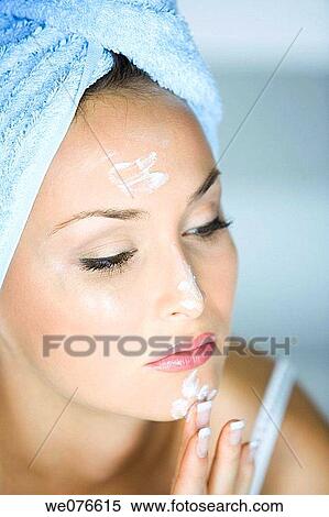 beauty, brunette, Beauty Care, apply View Large Photo Image Stock Photography - beauty, brunette, Beauty Care, apply. Fotosearch