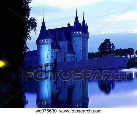 CHATEAU SULLY SUR. LOIRE LOIRET FRANCE View Large Photo Image Stock Image - CHATEAU SULLY SUR. LOIRE LOIRET FRANCE. Fotosearch